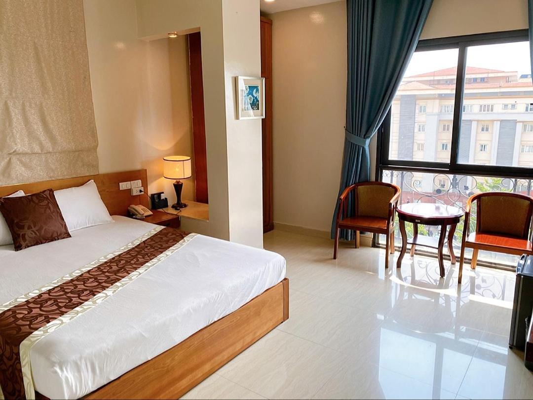 Hanoi B Hotel & Travel - 5 Mins Hoan Kiem Lake Exterior photo